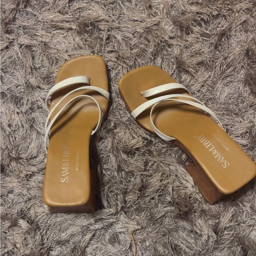 Y2K Sam & Libby sandals Women's Tan and White Sanados platform